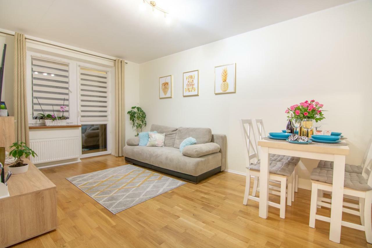Apartament Optima Ustrzyki Dolne Exterior foto